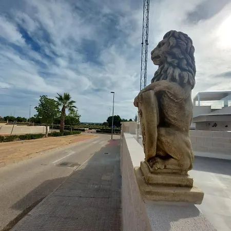 Maria Villa Alicante