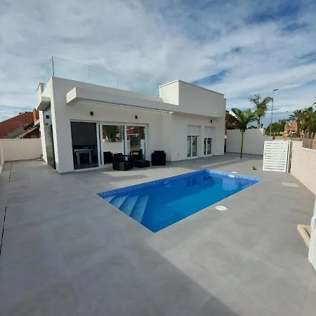Maria Villa Alicante